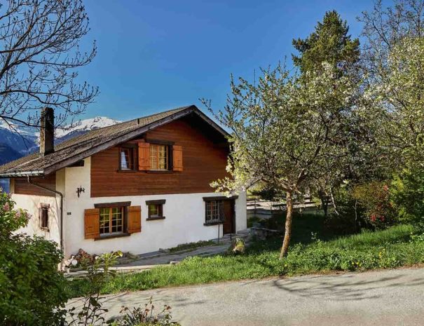 La Forge de Diogne located in the center of the peaceful hamlet Diogne