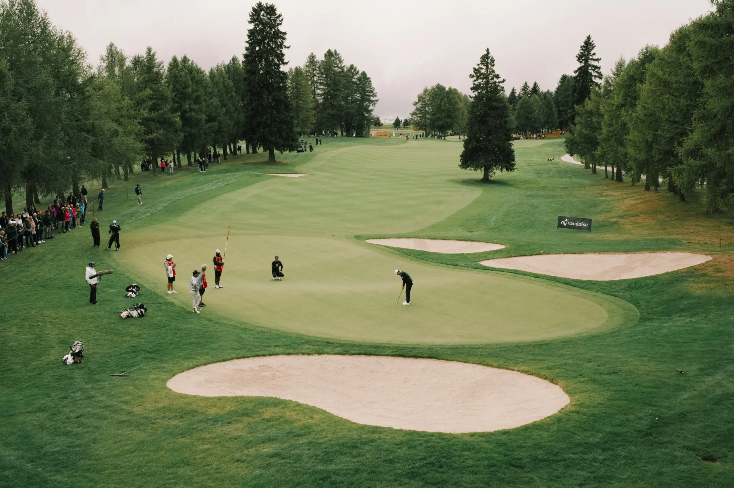 12 Golf in Crans Montana scaled